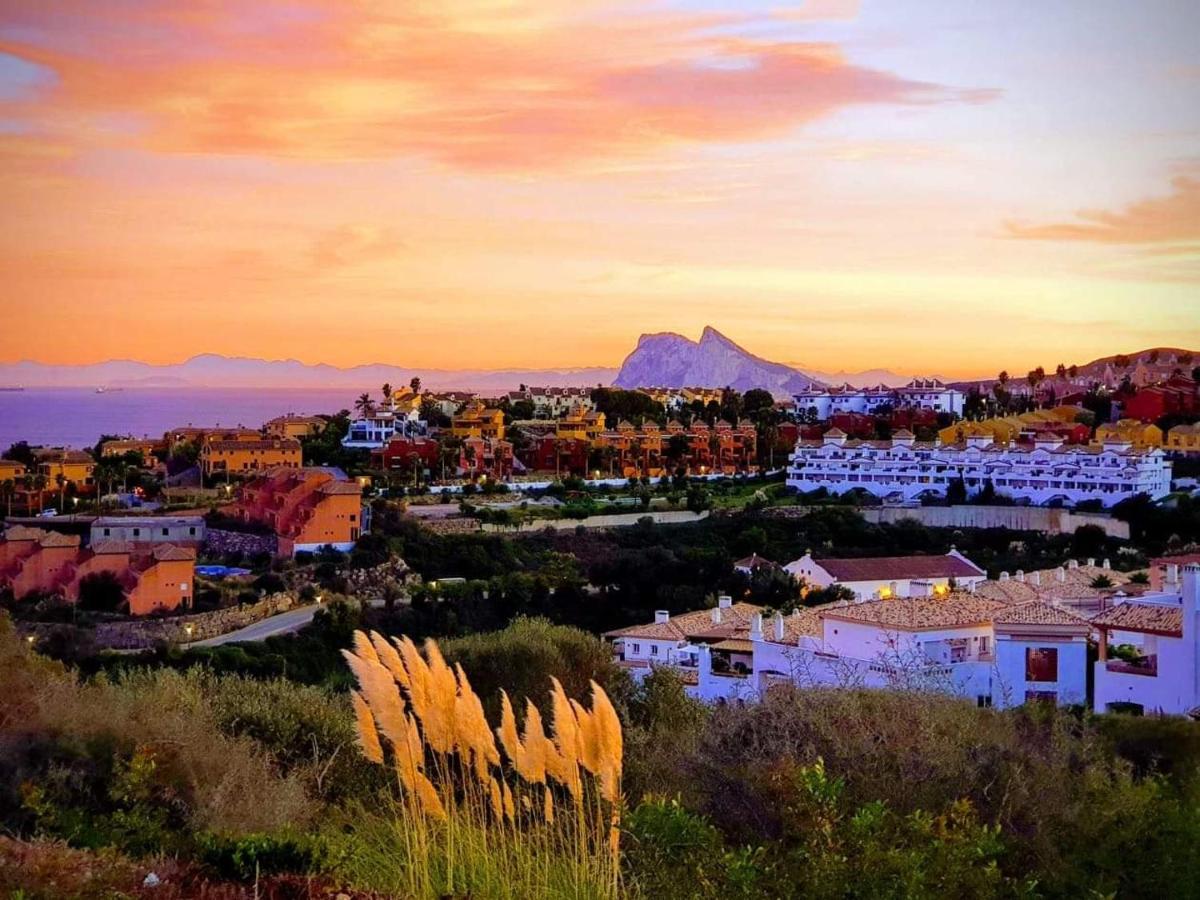 New Front Line Beach-Golf La Alcaidesa San Roque The Links 1 Екстериор снимка